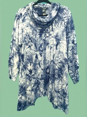 💜 Tie-Dye Oversized Cowl Neck Tunic Top • like new • 25" p2p, 30" length